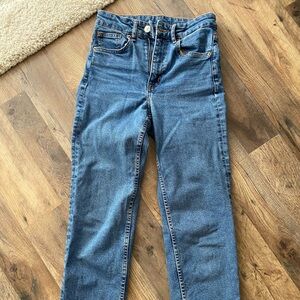 Classic Denim Straight-Leg Jeans